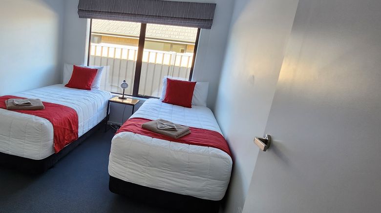 <b>ASURE Central Gold Motel Room</b>. Images powered by <a href="https://www.leonardoworldwide.com/" title="Leonardo Worldwide" target="_blank">Leonardo</a>.