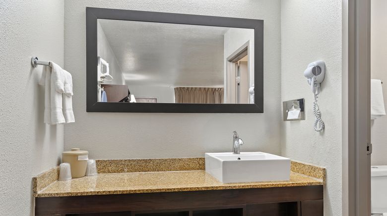 <b>Red Roof Inn Wilmington, NC Room</b>. Images powered by <a href="https://www.leonardoworldwide.com/" title="Leonardo Worldwide" target="_blank">Leonardo</a>.