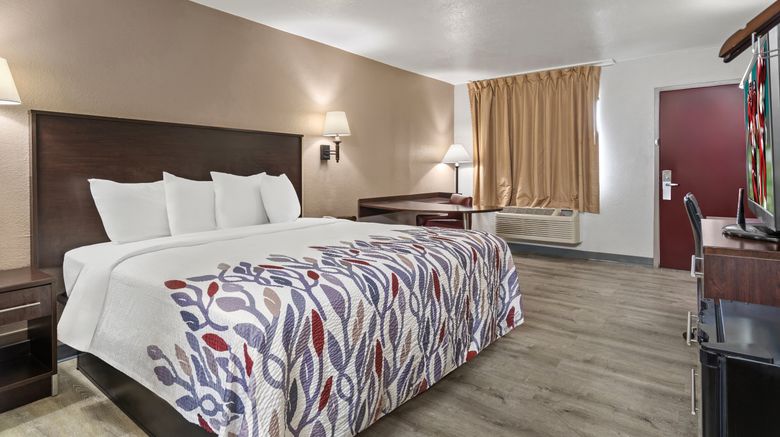 <b>Red Roof Inn Wilmington, NC Room</b>. Images powered by <a href="https://www.leonardoworldwide.com/" title="Leonardo Worldwide" target="_blank">Leonardo</a>.