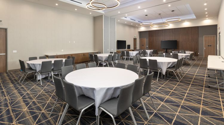 Holiday Inn & Suites Monterey Park Ballroom