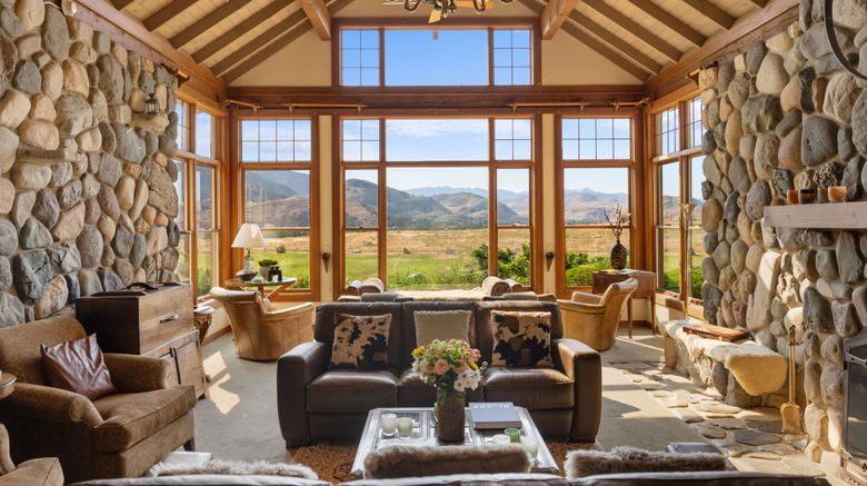 <b>Casia Lodge & Ranch Lobby</b>. Images powered by <a href="https://www.leonardoworldwide.com/" title="Leonardo Worldwide" target="_blank">Leonardo</a>.