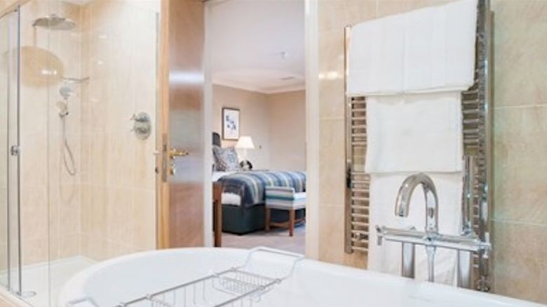 <b>Parkway Hotel Room</b>. Images powered by <a href="https://www.leonardoworldwide.com/" title="Leonardo Worldwide" target="_blank">Leonardo</a>.