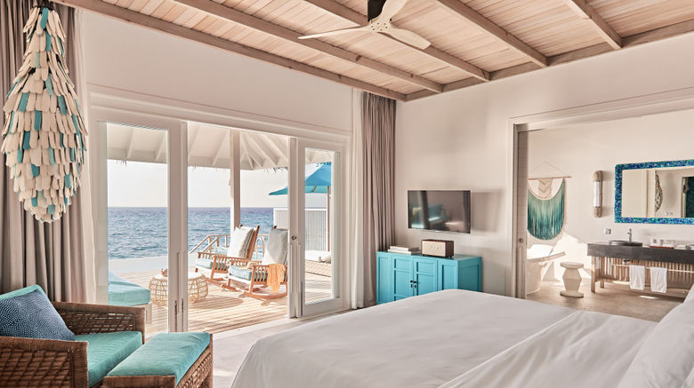 <b>Finolhu Resort Pool</b>. Images powered by <a href="https://www.leonardoworldwide.com/" title="Leonardo Worldwide" target="_blank">Leonardo</a>.