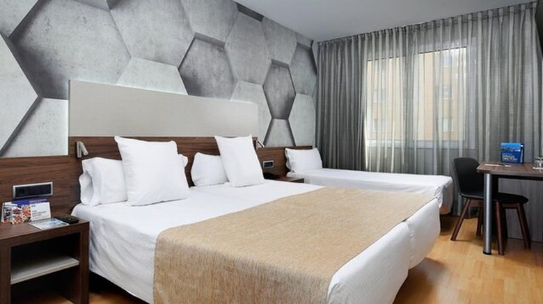 <b>HCC Montblanc Hotel Room</b>. Images powered by <a href="https://www.leonardoworldwide.com/" title="Leonardo Worldwide" target="_blank">Leonardo</a>.