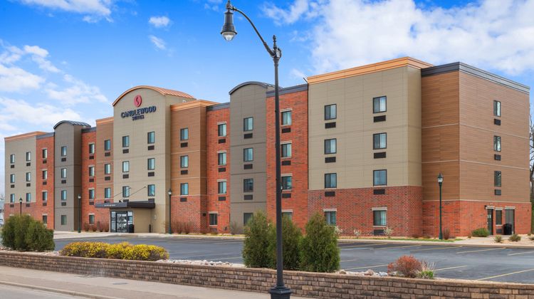 Candlewood Suites La Crosse Exterior