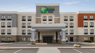 Holiday Inn Express/Stes W-Airport Area