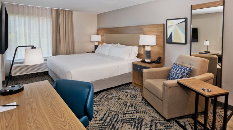 Candlewood Suites Dothan Room