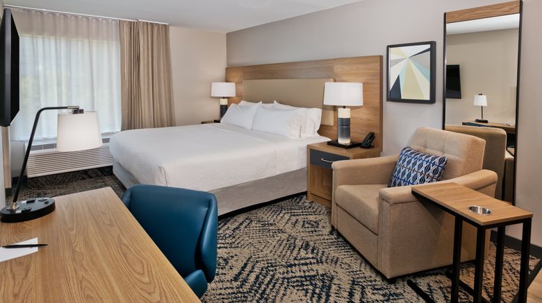 <b>Candlewood Suites Dothan Room</b>. Images powered by <a href="https://www.leonardoworldwide.com/" title="Leonardo Worldwide" target="_blank">Leonardo</a>.