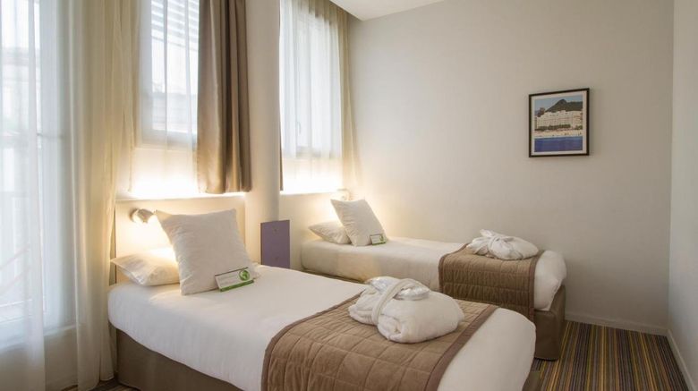 <b>Privilege Appart-Hotel Saint Exupery Room</b>. Images powered by <a href="https://www.leonardoworldwide.com/" title="Leonardo Worldwide" target="_blank">Leonardo</a>.