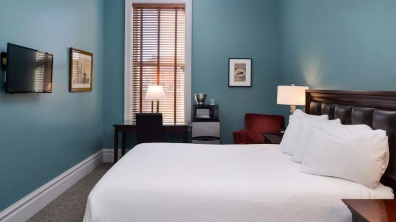<b>Montvale Hotel Room</b>. Images powered by <a href="https://www.leonardoworldwide.com/" title="Leonardo Worldwide" target="_blank">Leonardo</a>.