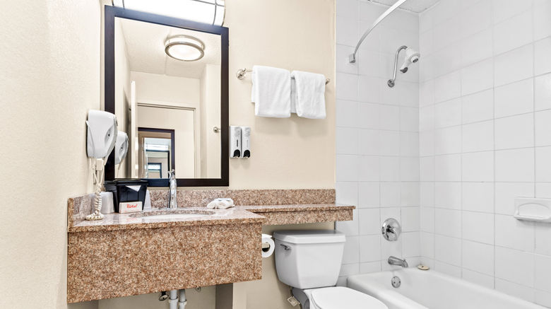 <b>Red Roof Inn Cortland Room</b>. Images powered by <a href="https://www.leonardoworldwide.com/" title="Leonardo Worldwide" target="_blank">Leonardo</a>.