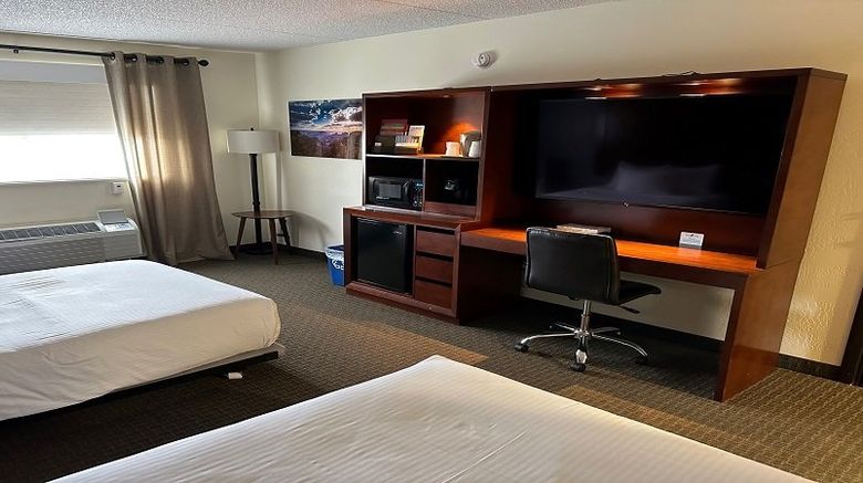 <b>Red Feather Lodge Room</b>. Images powered by <a href="https://www.leonardoworldwide.com/" title="Leonardo Worldwide" target="_blank">Leonardo</a>.