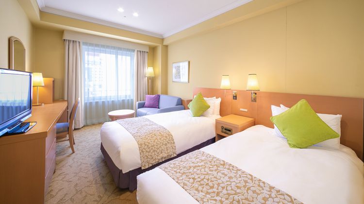 Namba Oriental Hotel Room