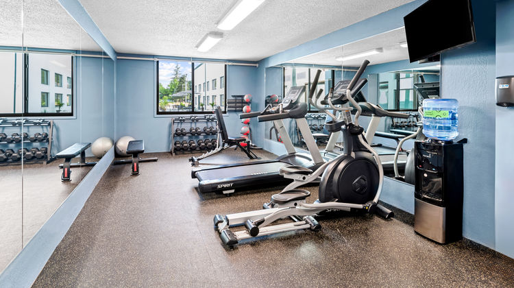 HomeTowne Studios & Conf Center Cortland Health Club