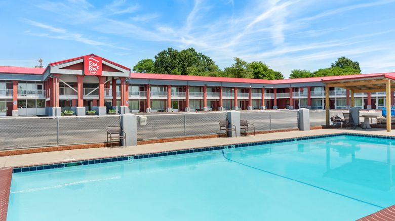 <b>Red Roof Inn Berea Pool</b>. Images powered by <a href="https://www.leonardoworldwide.com/" title="Leonardo Worldwide" target="_blank">Leonardo</a>.