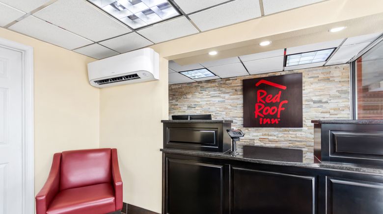 <b>Red Roof Inn Berea Lobby</b>. Images powered by <a href="https://www.leonardoworldwide.com/" title="Leonardo Worldwide" target="_blank">Leonardo</a>.