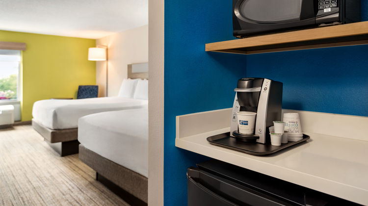 Holiday Inn Express Hotel & Suites Room