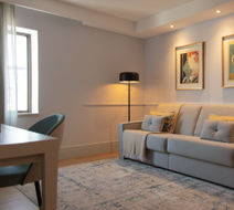 VIP Executive Marques Aparthotel Room