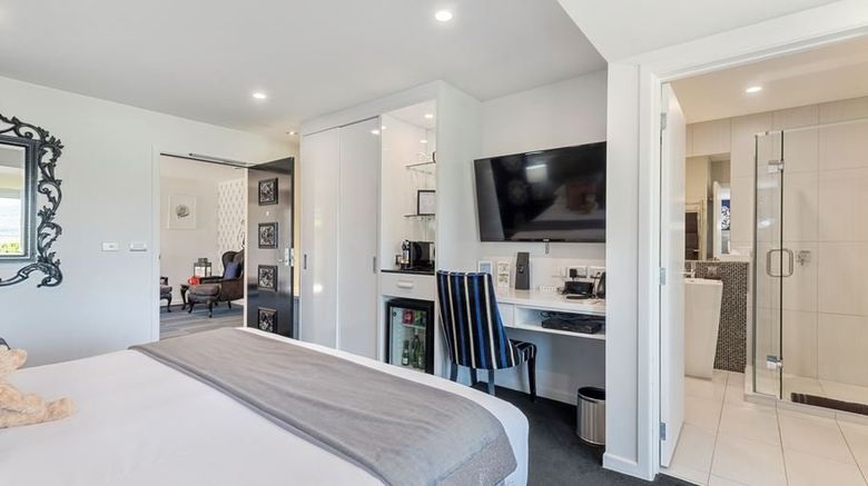 <b>Black Swan Lakeside Boutique Hotel Room</b>. Images powered by <a href="https://www.leonardoworldwide.com/" title="Leonardo Worldwide" target="_blank">Leonardo</a>.