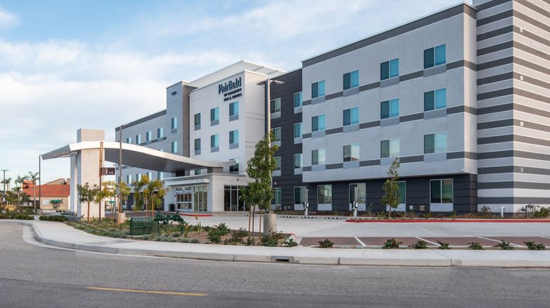<b>Fairfield Inn Anaheim Los Alamitos Exterior</b>. Images powered by <a href="https://www.leonardoworldwide.com/" title="Leonardo Worldwide" target="_blank">Leonardo</a>.