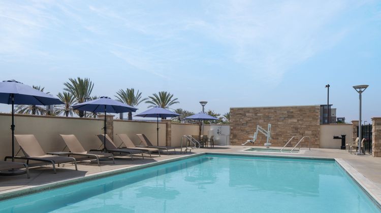 Fairfield Inn & Suites Orange County Pool