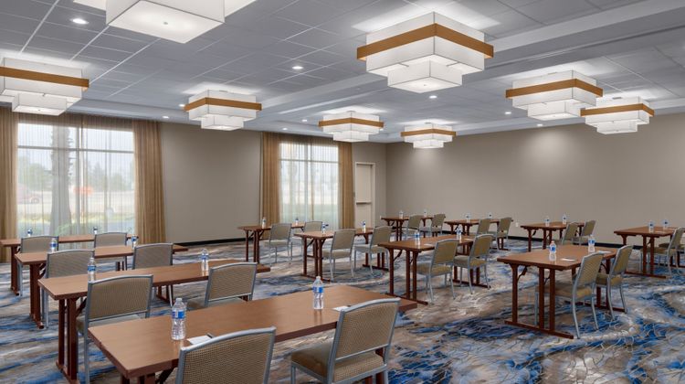 Fairfield Inn & Suites Orange County Meeting