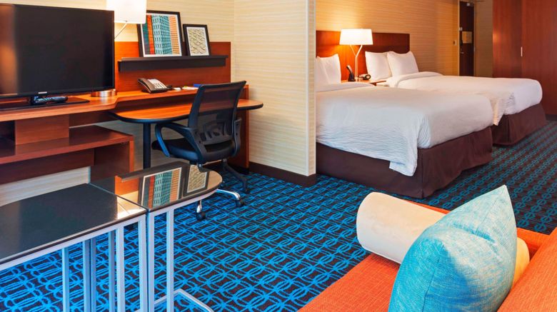 <b>Fairfield Inn & Stes Dwntown/River North Suite</b>. Images powered by <a href="https://www.leonardoworldwide.com/" title="Leonardo Worldwide" target="_blank">Leonardo</a>.