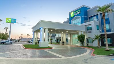 Holiday Inn Express & Suites