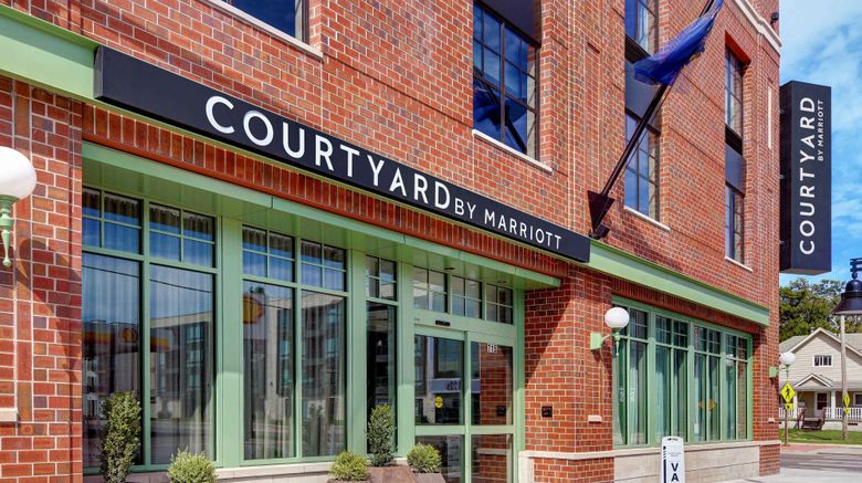 <b>Courtyard by Marriott Manhattan Exterior</b>. Images powered by <a href="https://www.leonardoworldwide.com/" title="Leonardo Worldwide" target="_blank">Leonardo</a>.