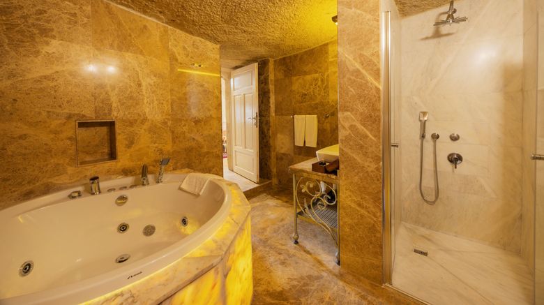 <b>Tafoni Cave Hotel Room</b>. Images powered by <a href="https://www.leonardoworldwide.com/" title="Leonardo Worldwide" target="_blank">Leonardo</a>.