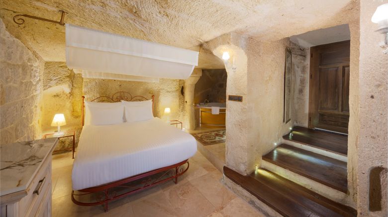 <b>Tafoni Cave Hotel Suite</b>. Images powered by <a href="https://www.leonardoworldwide.com/" title="Leonardo Worldwide" target="_blank">Leonardo</a>.