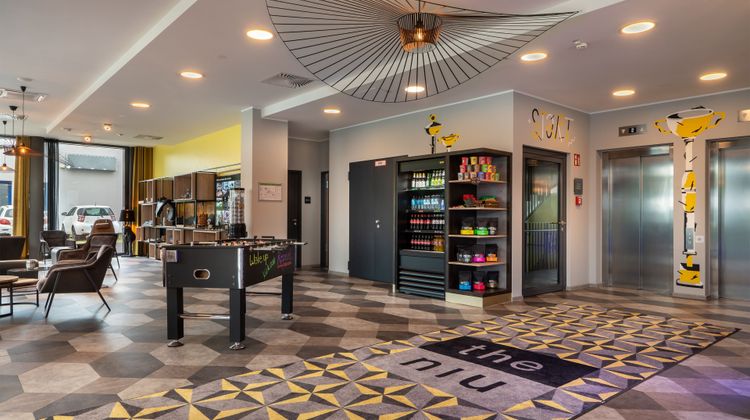 Holiday Inn the niu Fury Other
