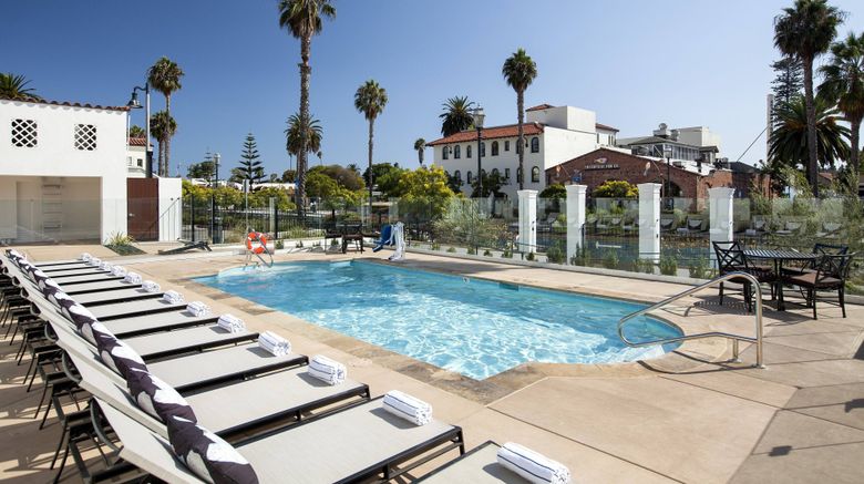 <b>Moxy Santa Barbara Pool</b>. Images powered by <a href="https://www.leonardoworldwide.com/" title="Leonardo Worldwide" target="_blank">Leonardo</a>.