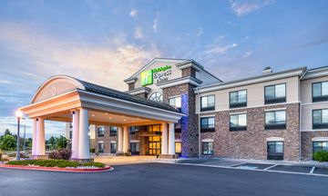 Holiday Inn Express & Suites