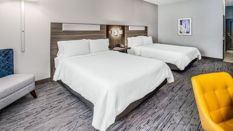 <b>Holiday Inn Express & Suites Room</b>. Images powered by <a href="https://www.leonardoworldwide.com/" title="Leonardo Worldwide" target="_blank">Leonardo</a>.