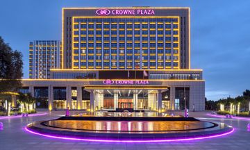 Crowne Plaza New Area