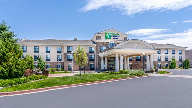 <b>Holiday Inn Express & Suites Exterior</b>. Images powered by <a href="https://www.leonardoworldwide.com/" title="Leonardo Worldwide" target="_blank">Leonardo</a>.