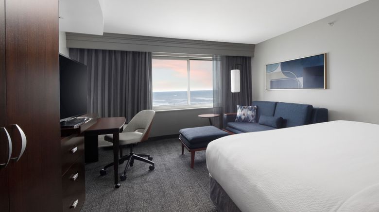 <b>Courtyard By Marriott Galveston Island Room</b>. Images powered by <a href="https://www.leonardoworldwide.com/" title="Leonardo Worldwide" target="_blank">Leonardo</a>.