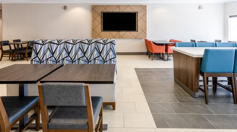 <b>Holiday Inn Express Hotel & Suites Restaurant</b>. Images powered by <a href="https://www.leonardoworldwide.com/" title="Leonardo Worldwide" target="_blank">Leonardo</a>.