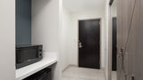 Holiday Inn Express Hotel & Suites Room