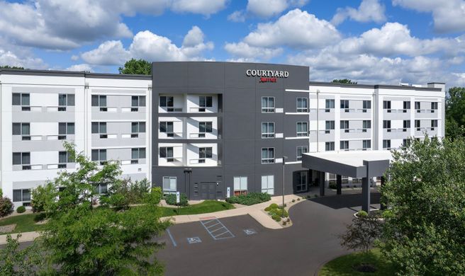 Courtyard Marriott Bensalem Exterior