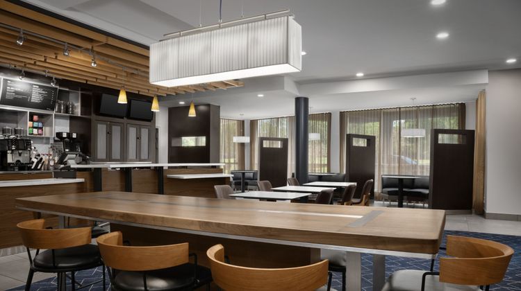 Courtyard Marriott Bensalem Restaurant