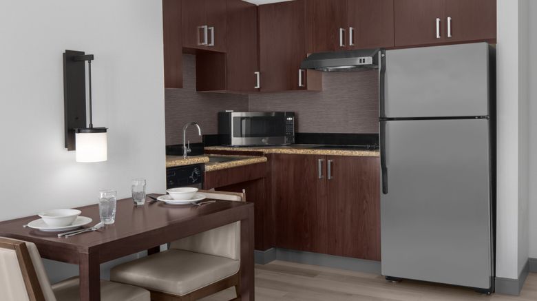 <b>Residence Inn Santa Clarita Valencia Room</b>. Images powered by <a href="https://www.leonardoworldwide.com/" title="Leonardo Worldwide" target="_blank">Leonardo</a>.