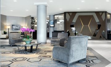 Sheraton Vancouver Guildford Hotel
