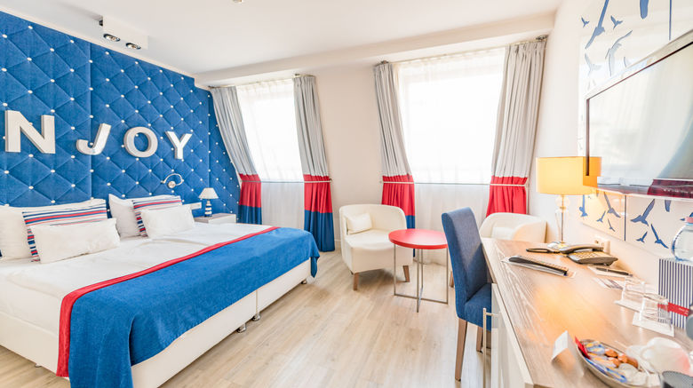 <b>Estilo Fashion Hotel Room</b>. Images powered by <a href="https://www.leonardoworldwide.com/" title="Leonardo Worldwide" target="_blank">Leonardo</a>.