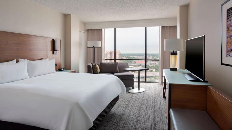 <b>San Antonio Marriott Riverwalk Room</b>. Images powered by <a href="https://www.leonardoworldwide.com/" title="Leonardo Worldwide" target="_blank">Leonardo</a>.