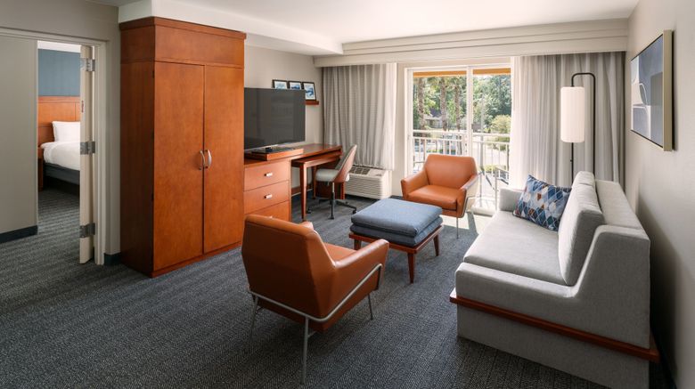 <b>Courtyard Jacksonville Orange Park Room</b>. Images powered by <a href="https://www.leonardoworldwide.com/" title="Leonardo Worldwide" target="_blank">Leonardo</a>.