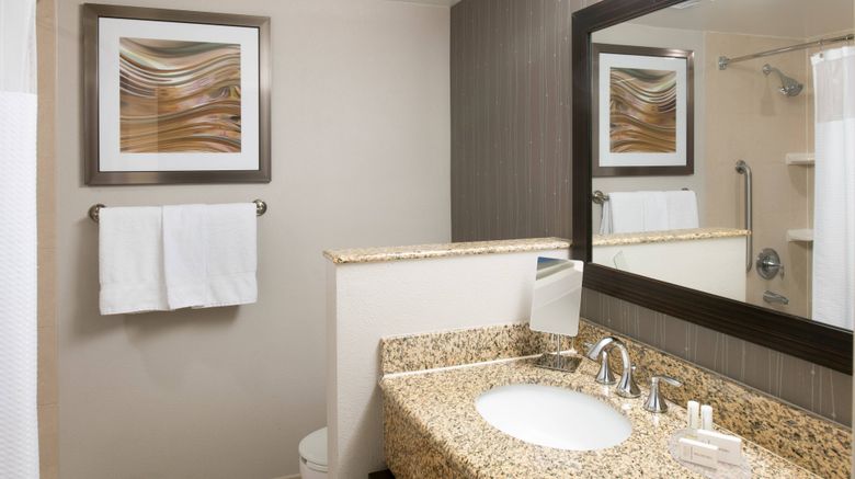 <b>Courtyard Jacksonville Orange Park Room</b>. Images powered by <a href="https://www.leonardoworldwide.com/" title="Leonardo Worldwide" target="_blank">Leonardo</a>.