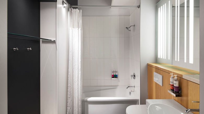 <b>Alt Hotel Winnipeg Room</b>. Images powered by <a href="https://www.leonardoworldwide.com/" title="Leonardo Worldwide" target="_blank">Leonardo</a>.