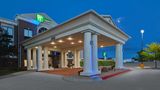 Holiday Inn Express Buffalo Exterior